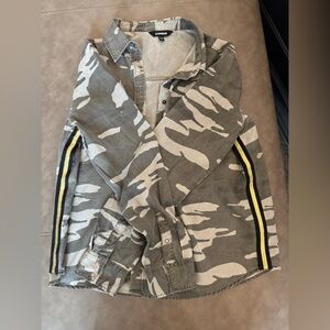 Express Camo Button down shirt